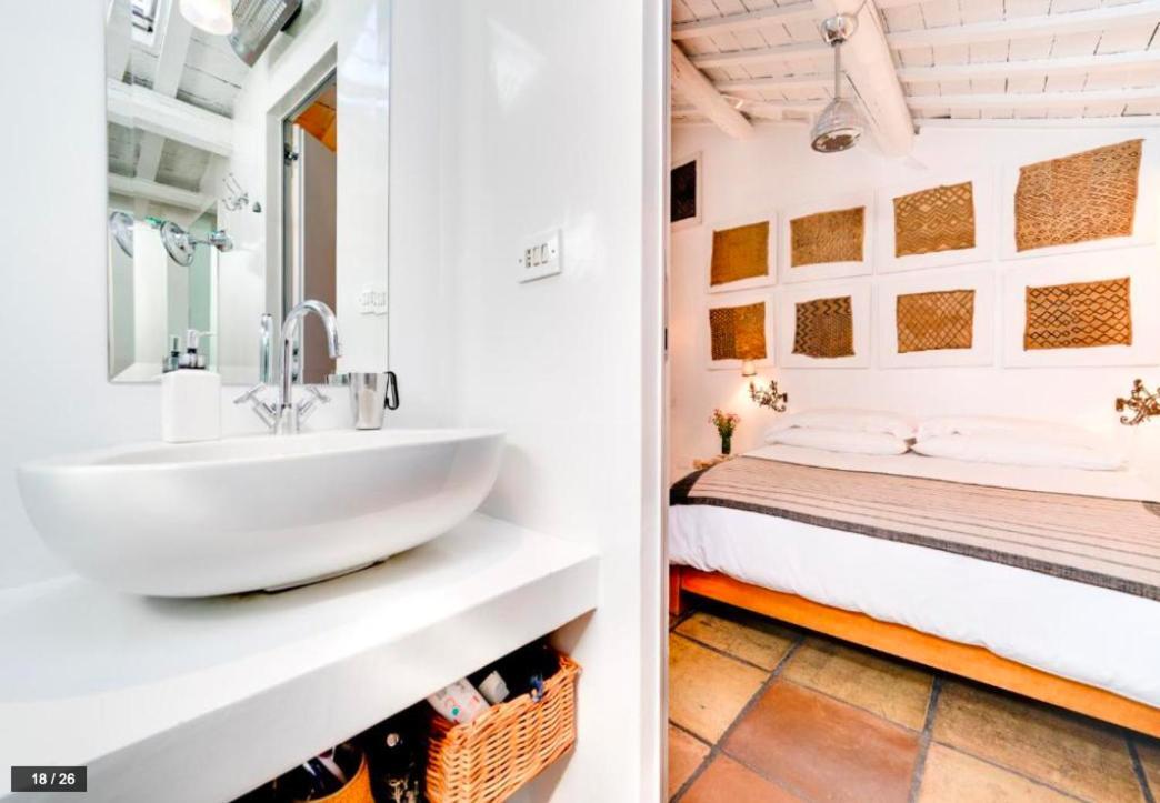 Luxury Art Apartment In Trastevere With Terrace Řím Exteriér fotografie
